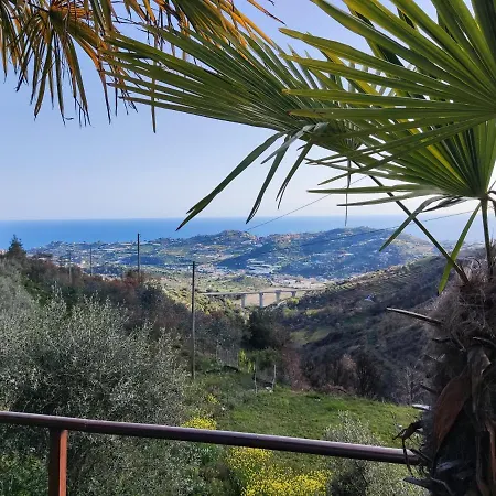 Detached House With Garden And Sea View Country house *