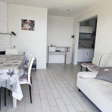 Detached House With Garden And Sea View * Санремо