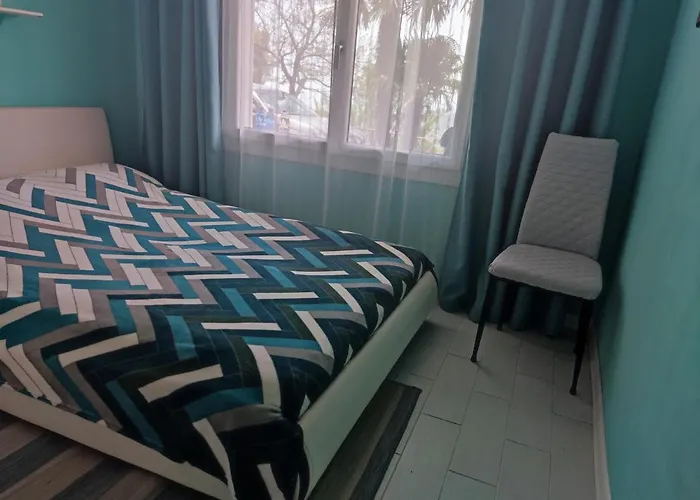 Country house Detached House With Garden And Sea View